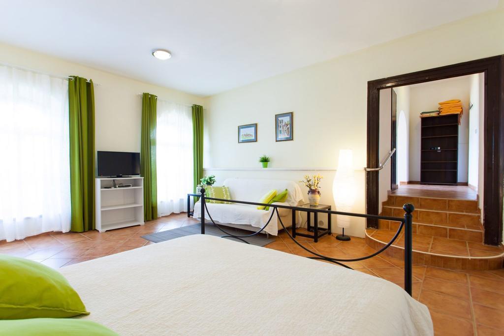 Apartment Garden Motovun