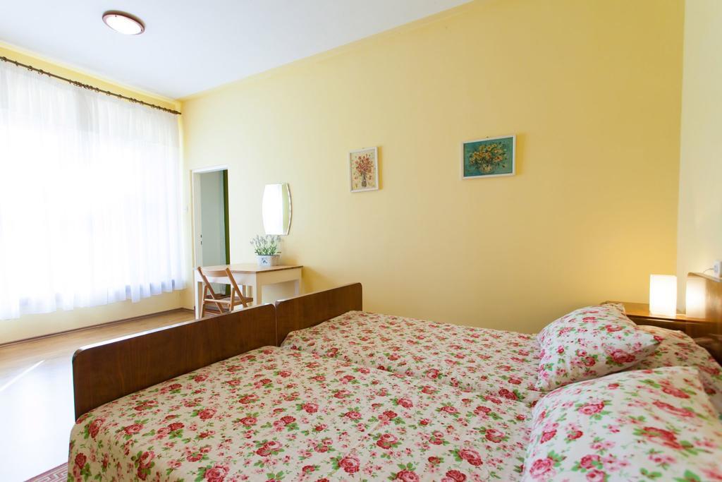 Garden Apartma *
